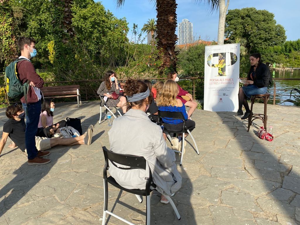 Juana Dolores Romero al recital inaugural del 16è cicle Poesia als Parcs Foto: Diputació de Barcelona