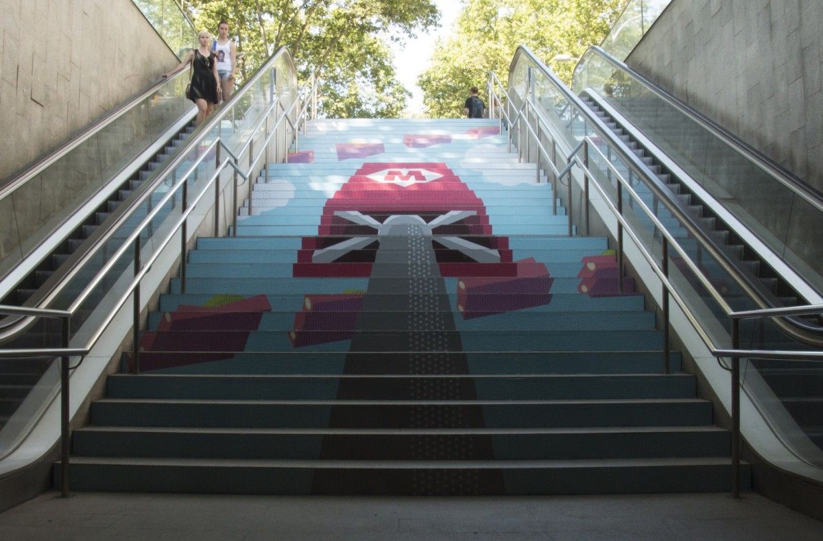 1200_1464734302TITLE_Cel_STUDENT_Jordi_Farreras_UNIVERSITY_Elisava_Barcelona_METRO_Pg_de_Gracia_L2_EXIT_Rambla_Catalunya_1