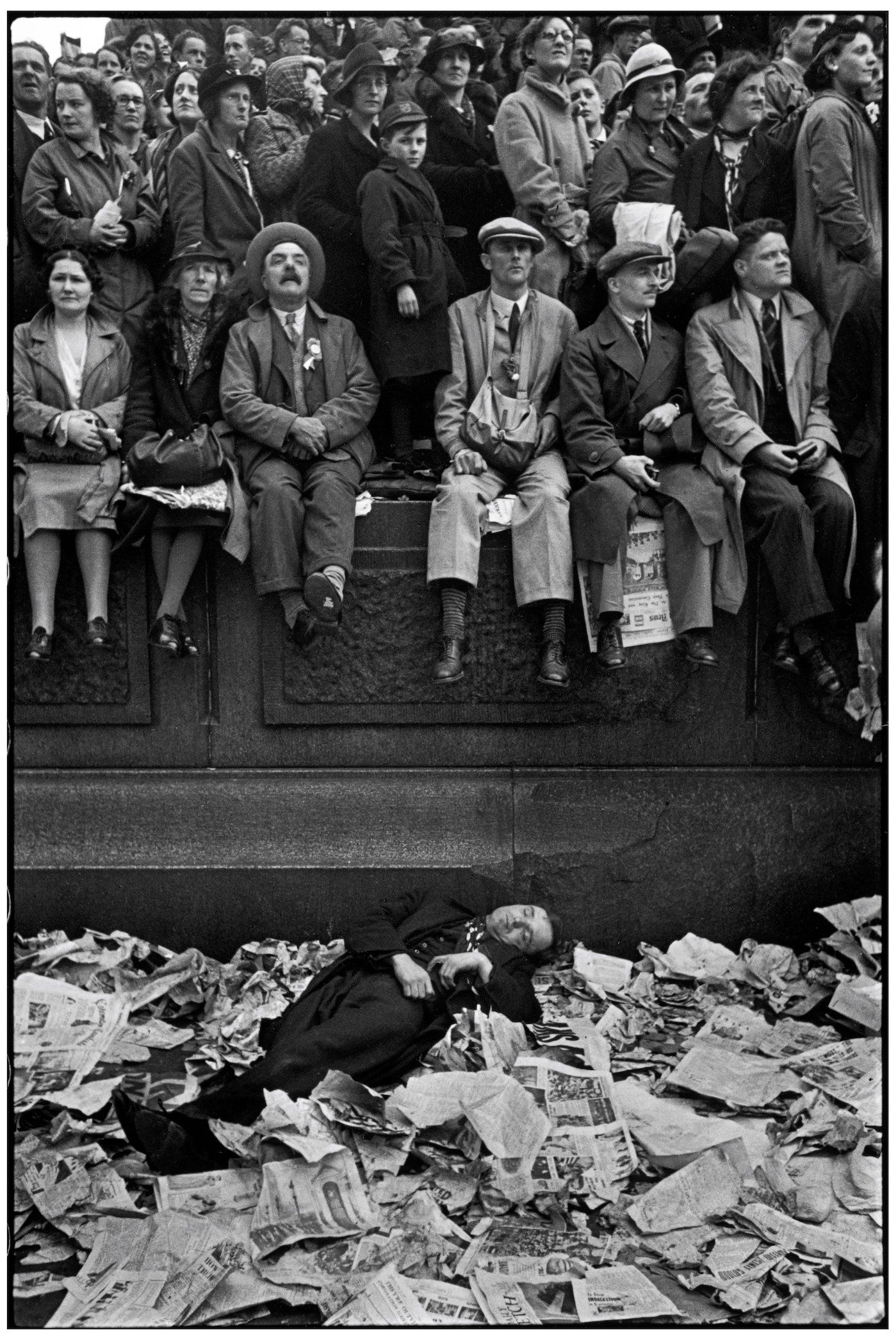 Coronament del rei Jordi VI, Trafalgar Square, Londres, Anglaterra, 1937 Còpia de gelatina de plata